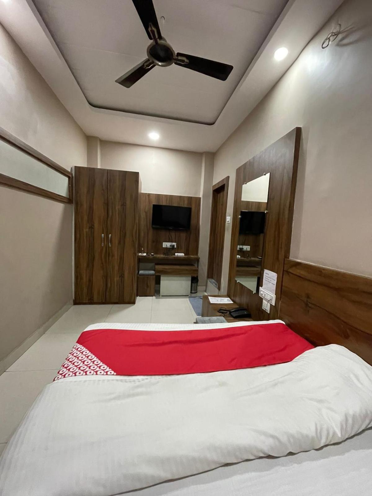 Hotel Grand Stay Bhopal Exterior photo
